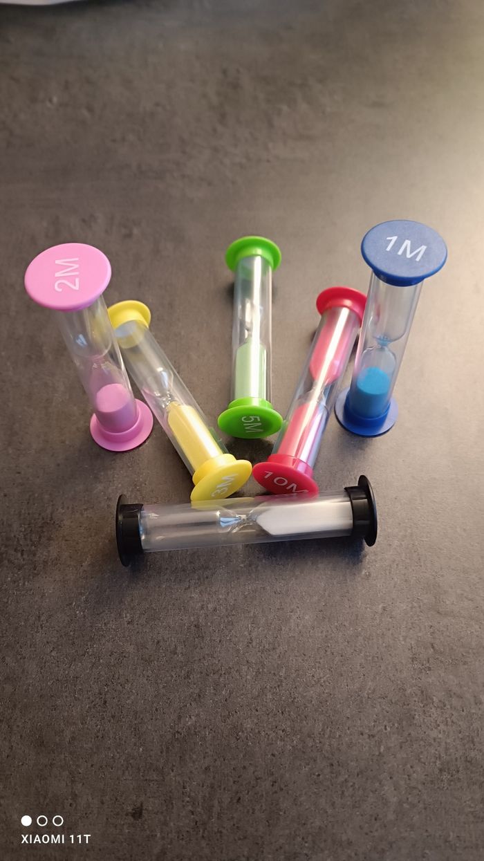 Lot de sabliers colorés – Gestion du temps - photo numéro 2