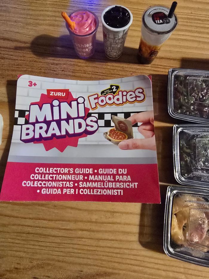 Mini brands Foodies