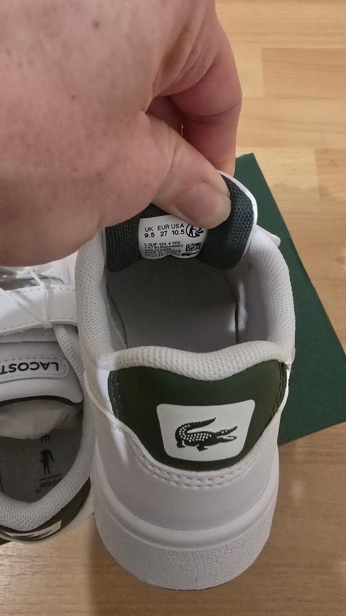 (Neuves non portées) Superbes baskets lacoste pointure 27 - photo numéro 7