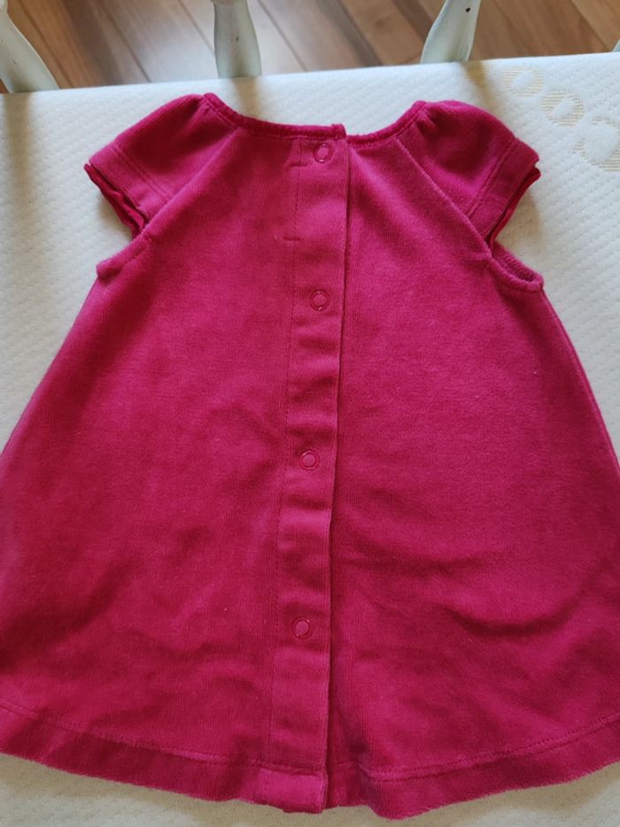 Robe en velours lisse sans manches 1 mois - photo numéro 5