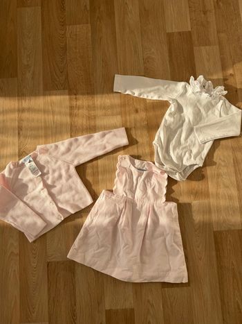 robe , gilet et body jacadi 