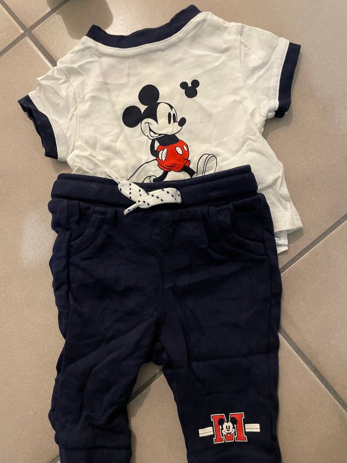Ensemble mickey