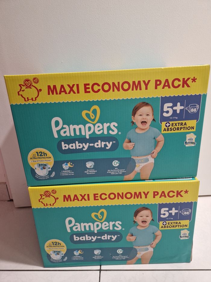 176 couches taille 5+ pampers