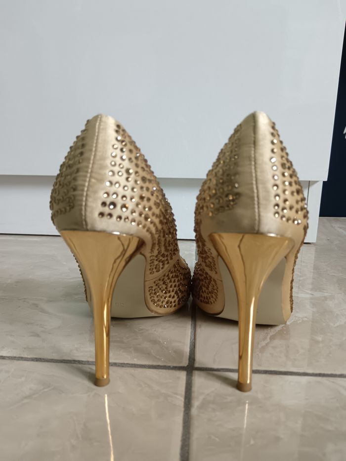 Escarpins dorés à strass élégants taille 36 - photo numéro 6