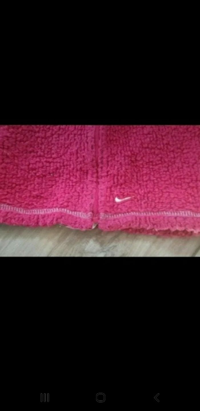 Veste moumoute fille nike 6 mois - photo numéro 2