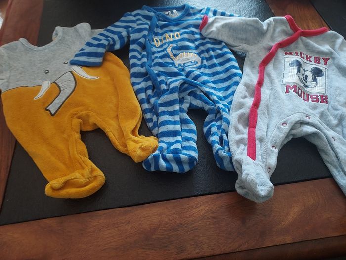 Lot vêtements bébé 1 mois - photo numéro 4