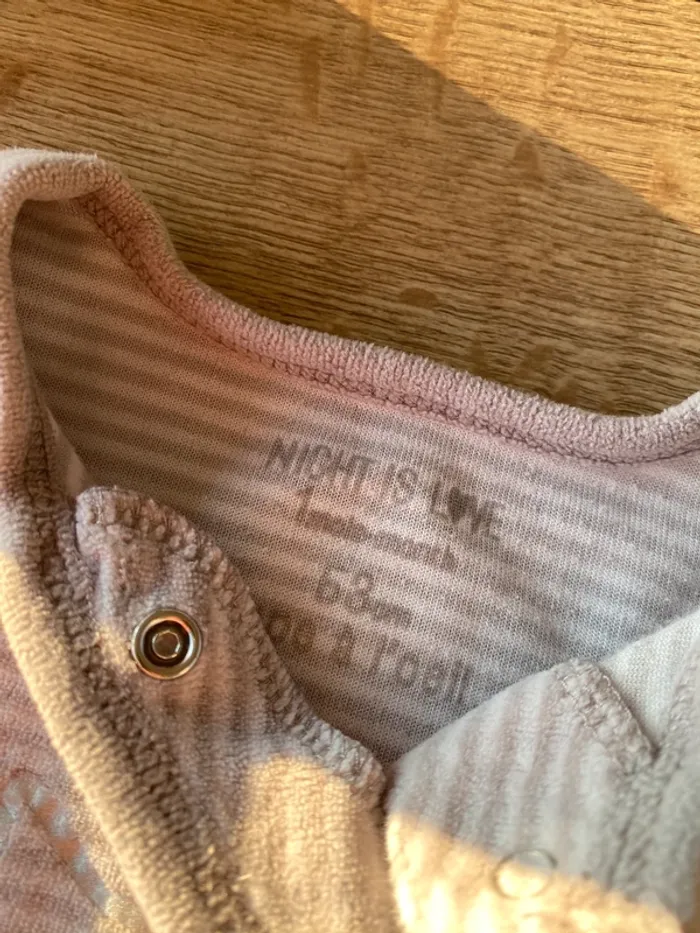 Pyjama 1 mois - photo numéro 3