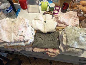 Lot 1mois fille body et pyjama