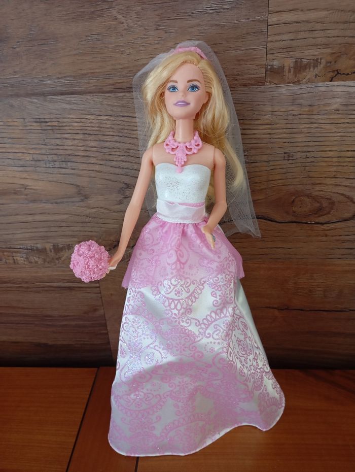 Barbie mariée 1999 complète - photo numéro 5