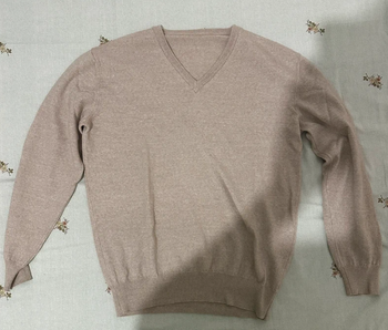 Pullover scollo a V in lana medi la