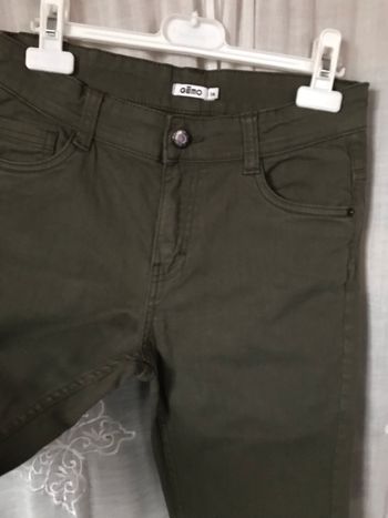 Pantalon kaki coupe jeans skinny 14 ans Gémo état neuf