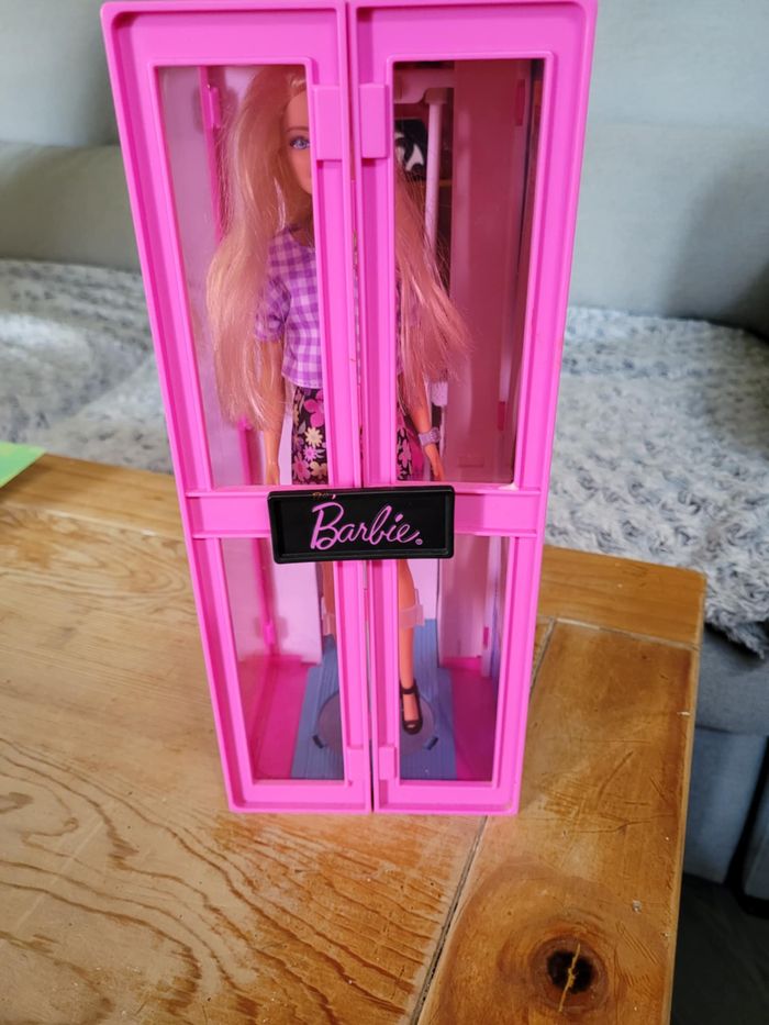 Boutique Barbie - photo numéro 3