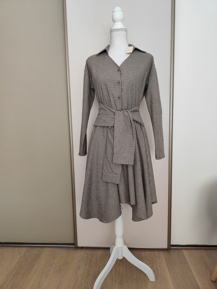 Robe neuve mi longue Maje taille 1 pied de poule automne hiver