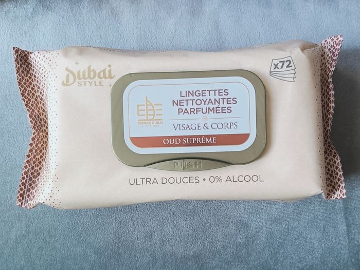 Lot 2 paquets lingettes parfumées Dubaï – musc intense & oud suprême – 0% alcool – 144 lingettes - photo numéro 2