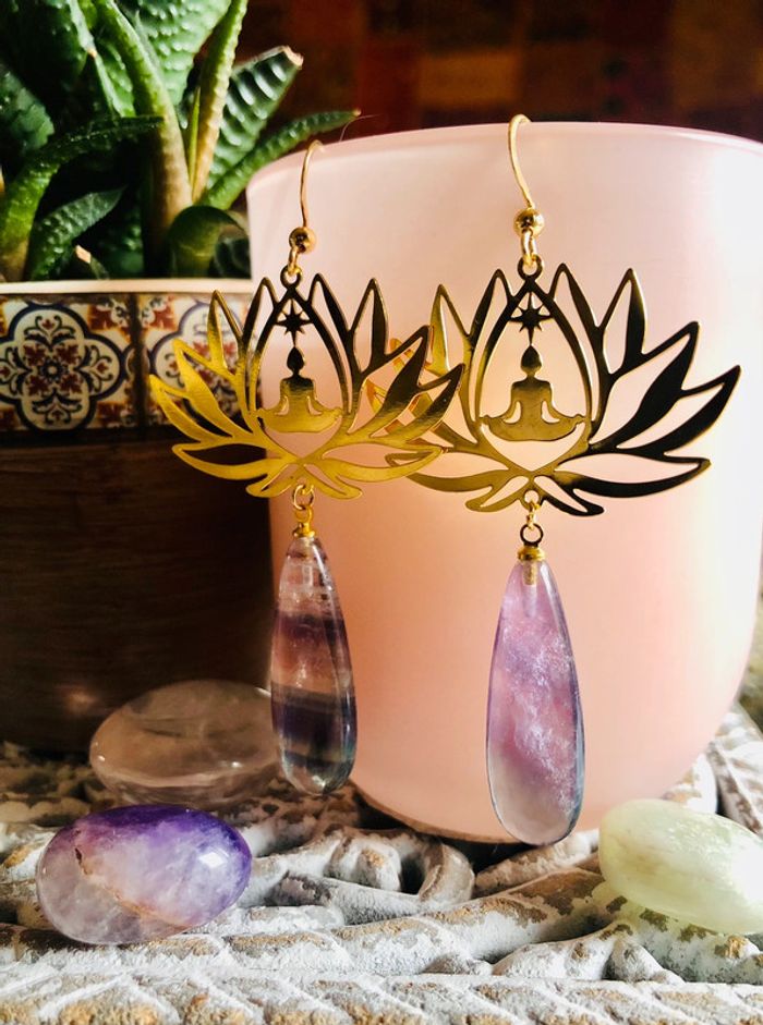 🪷Boucles d’oreilles lotus yoga méditation fluorite spiritual natural stone earrings🪷 - photo numéro 5