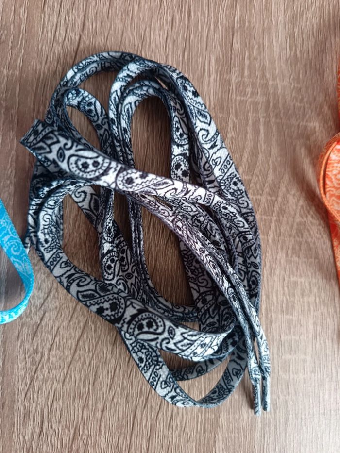 Paire de lacets au choix - photo numéro 3