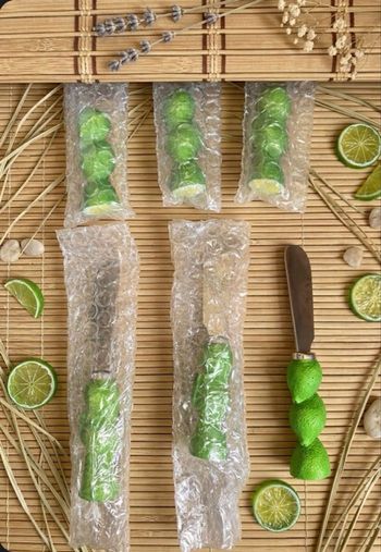 Lot de  5 couteaux à beurre