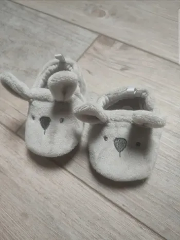 Chaussons souris neuf mixte 3/6 mois