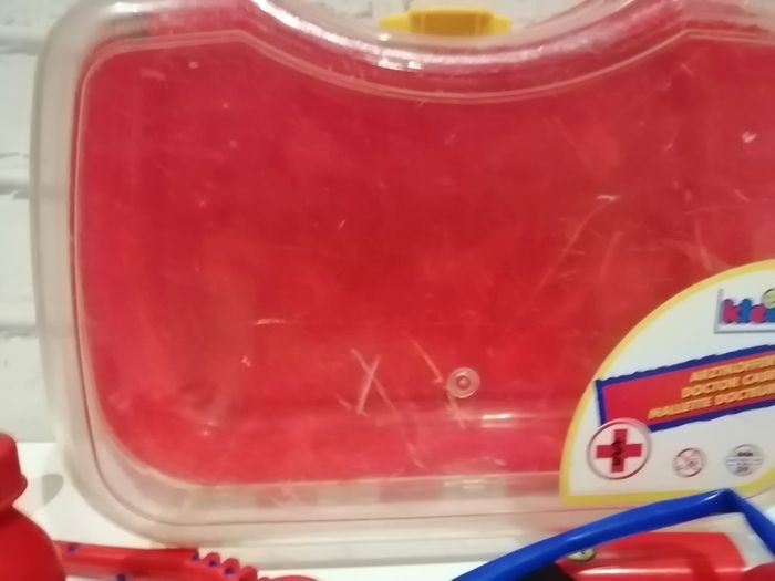 Malette pour jouer au docteur - photo numéro 8