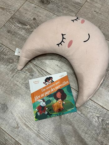 Livre McDo « Alice au pays des merveilles »