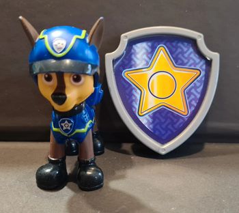 Figurine chase badge pat patrouille