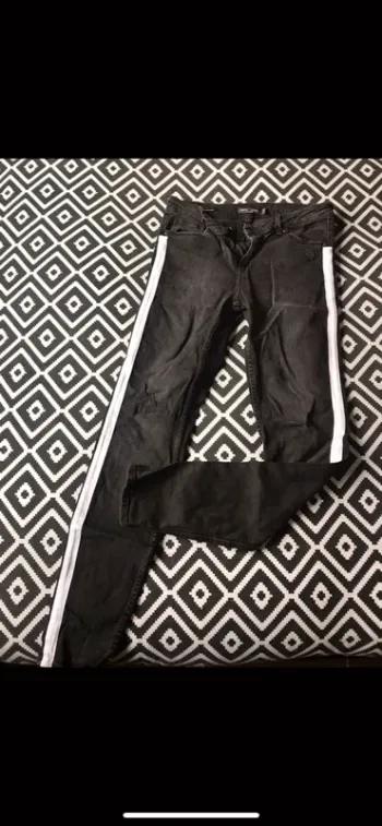 Jean bershka taille 38