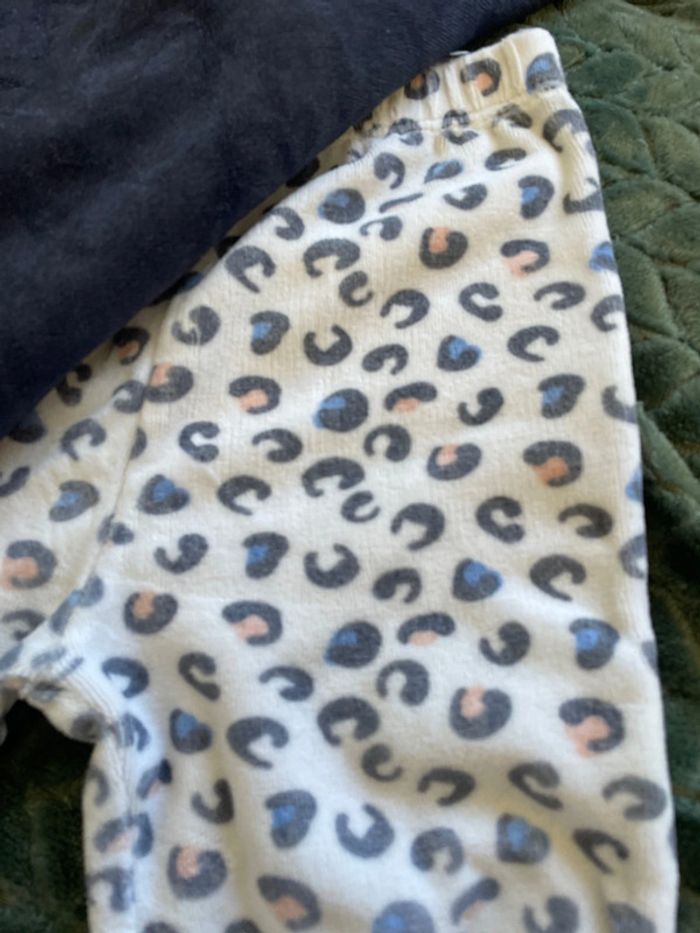 Pyjama deux pièces 24 mois - photo numéro 2