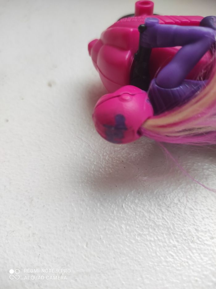 Lot figurines Barbie - photo numéro 3