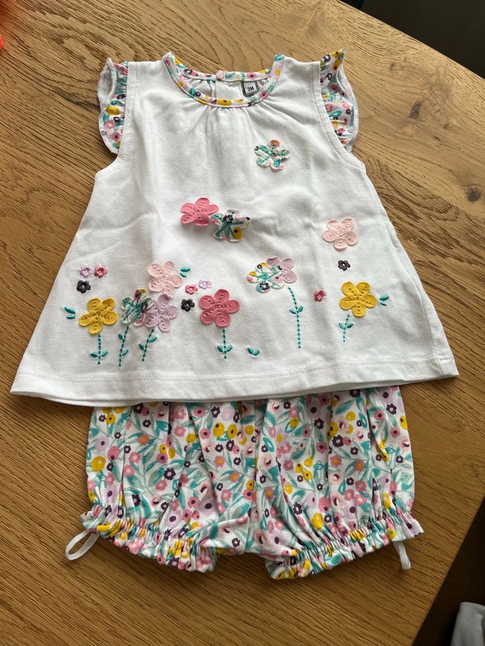 Lot de vêtement été fille ⅓ mois - photo numéro 5