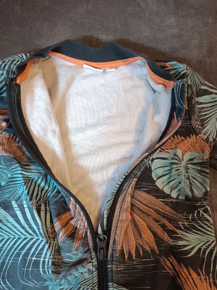 Gilet - feuille de palmier - photo numéro 6