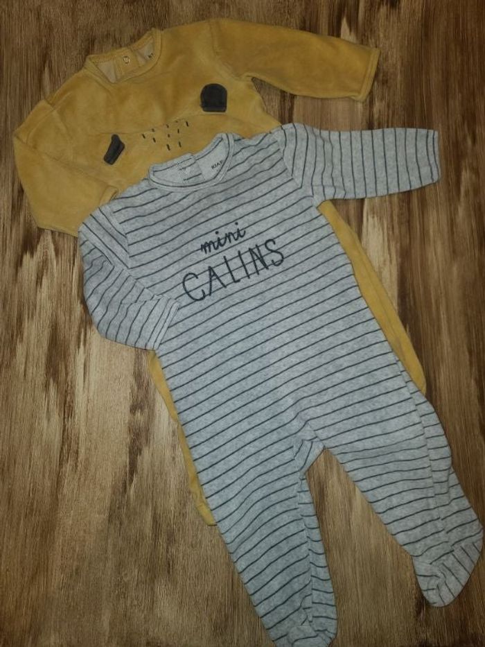 Lot de pyjamas