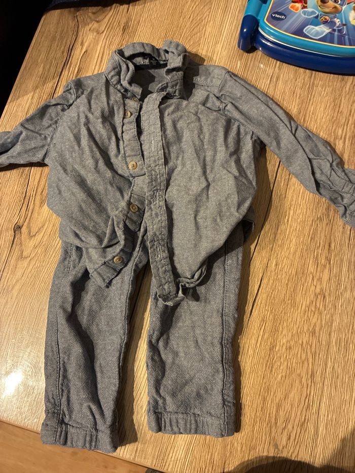 Bonjour, je vends pantalon et chemise ensemble