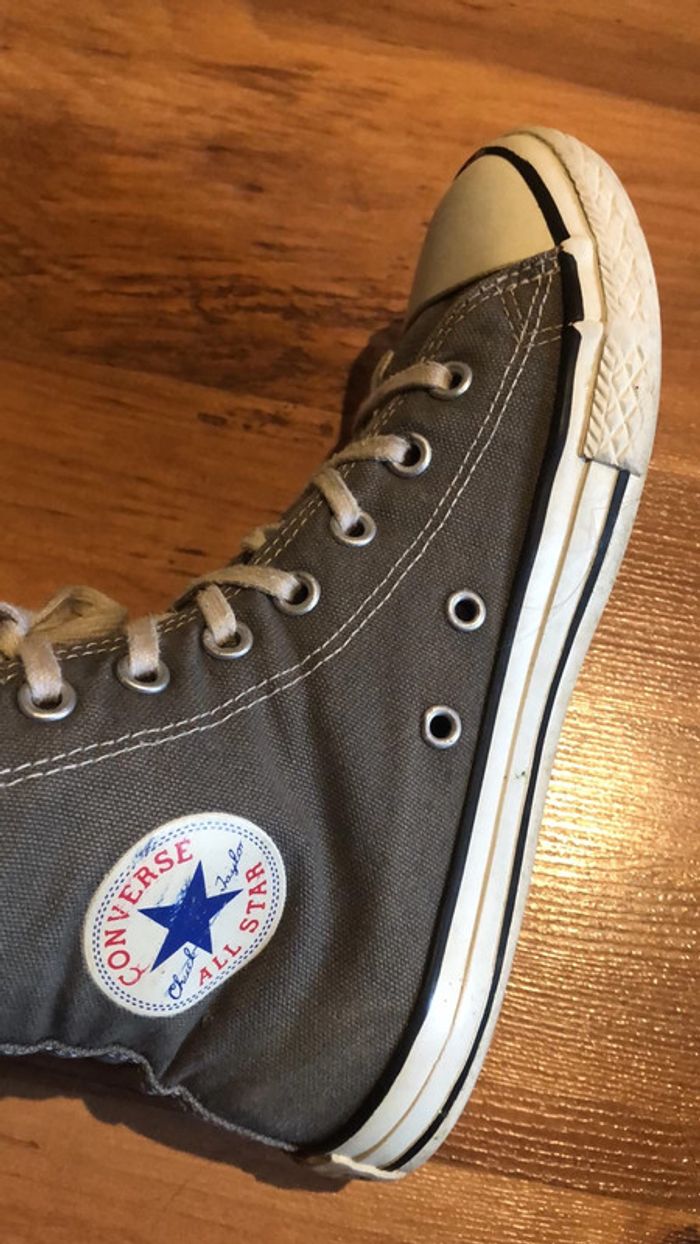 Converse grise - photo numéro 4