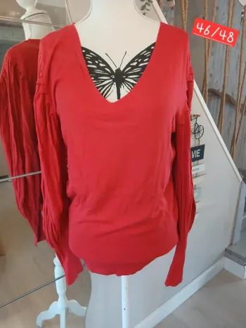 Pull rouge