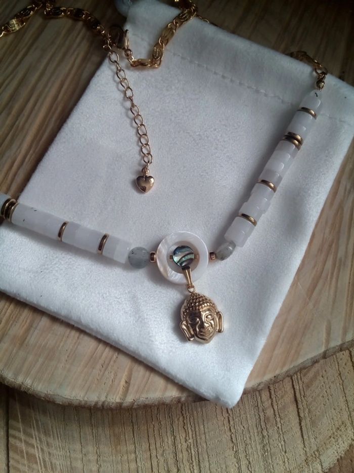 Collier labradorite jade blanche boudha