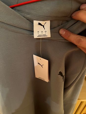 Sweat puma L neuf jamais porté