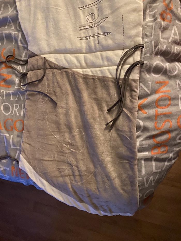 2 tours de lits - photo numéro 2