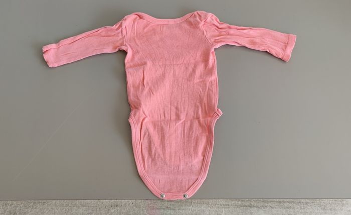 Lot 3 bodys 6 mois bébé 🧡💛❤️ Bodies 6 mois - photo numéro 5