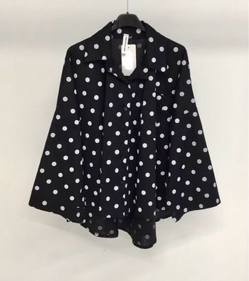 Chemise noir  à pois blancs oversize – style tendance