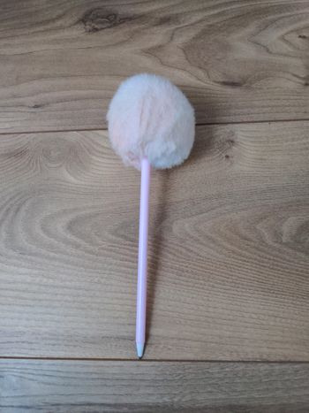 Stylo pompon