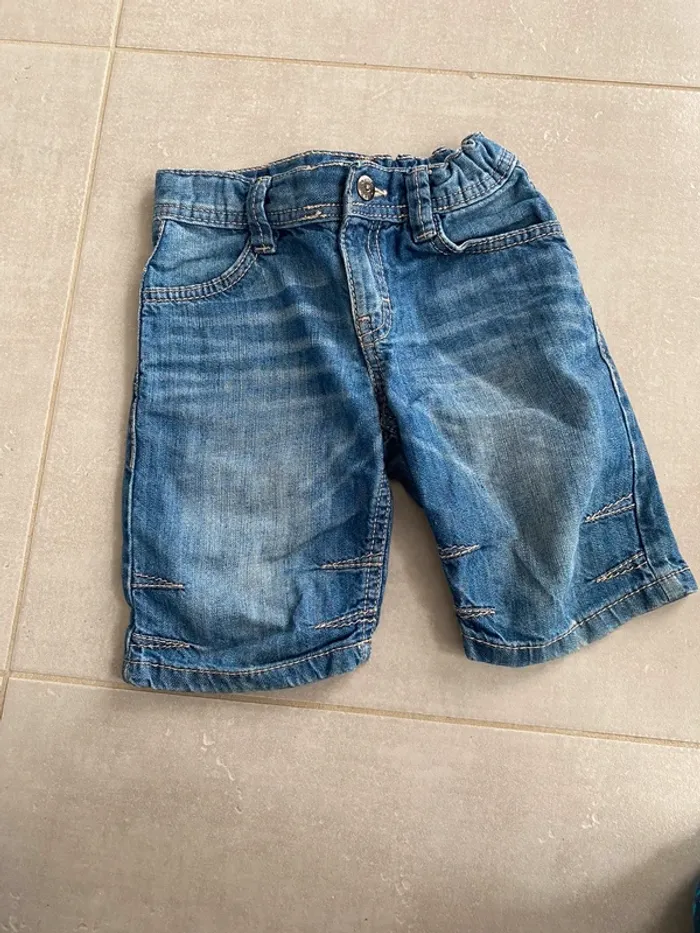 Short tape à l œil