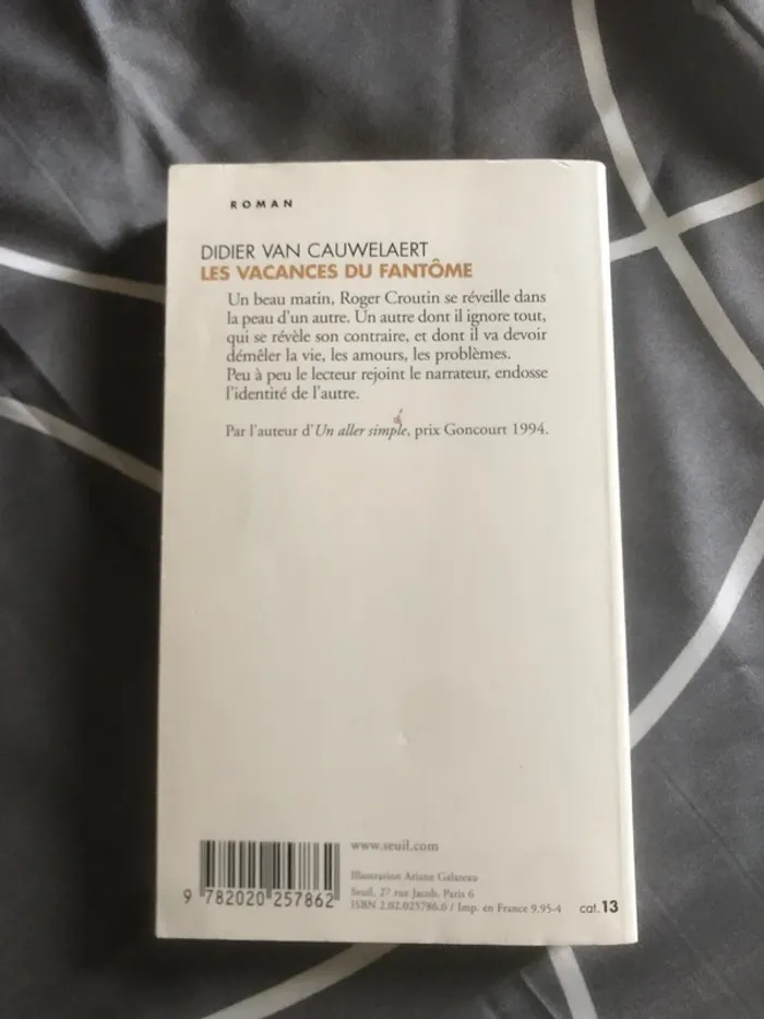 Livre les vacances du fantôme édition points 📕 - photo numéro 3