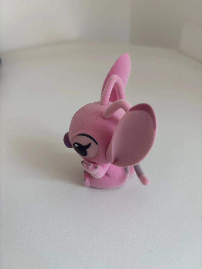 Figurine stitch angel fluffy puffy - photo numéro 2