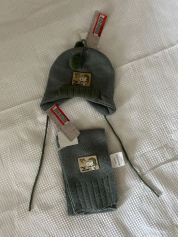 Ensemble bonnet écharpe Snoopy