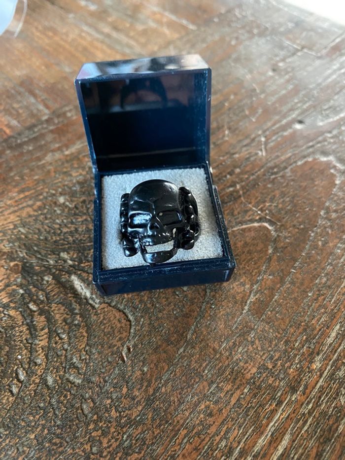 Magnifique bague noire  , gothique , taille 64 - photo numéro 7