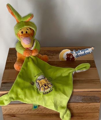 DY134 doudou tigrou 🐯 Disney