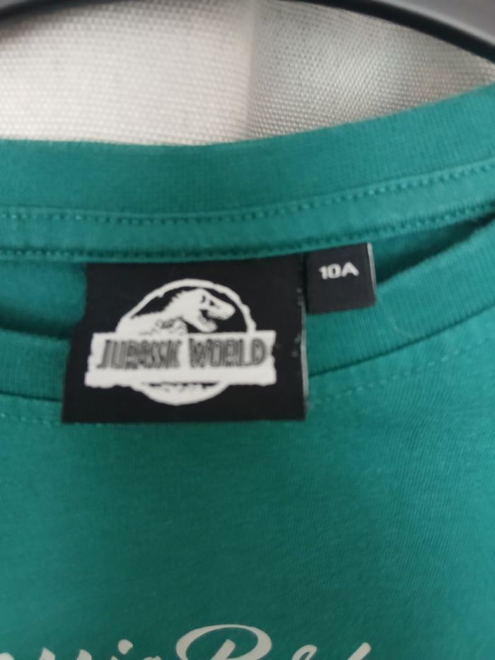 T-shirt manches longues jurrasic world 10 ans - photo numéro 4