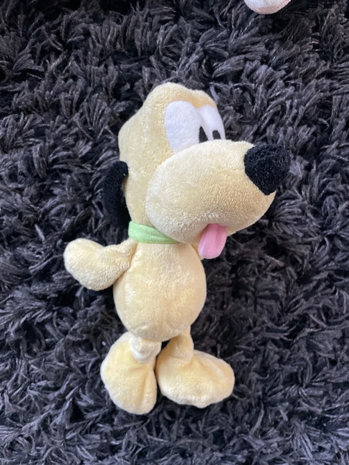 Peluche pluto
