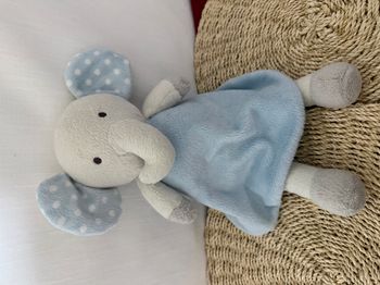 Éléphant bleu à taches blanches, peluche Sumersault