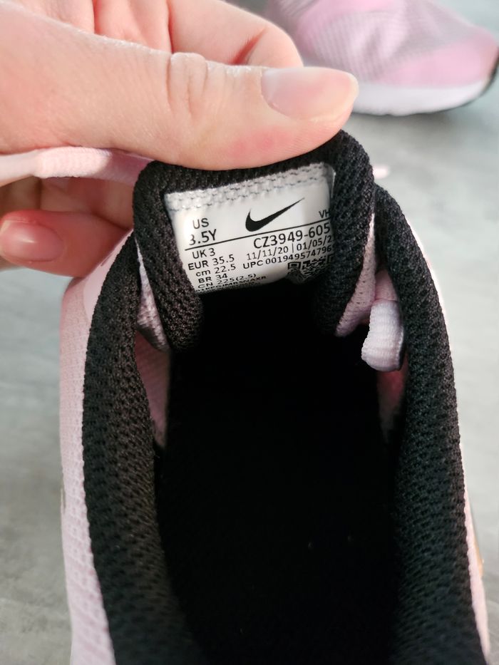 Baskets Nike - photo numéro 4